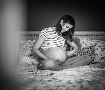 Photographe de grossesse maternité à Auxerre