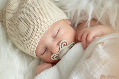 photographe de naissance bébé auxerre Yonne